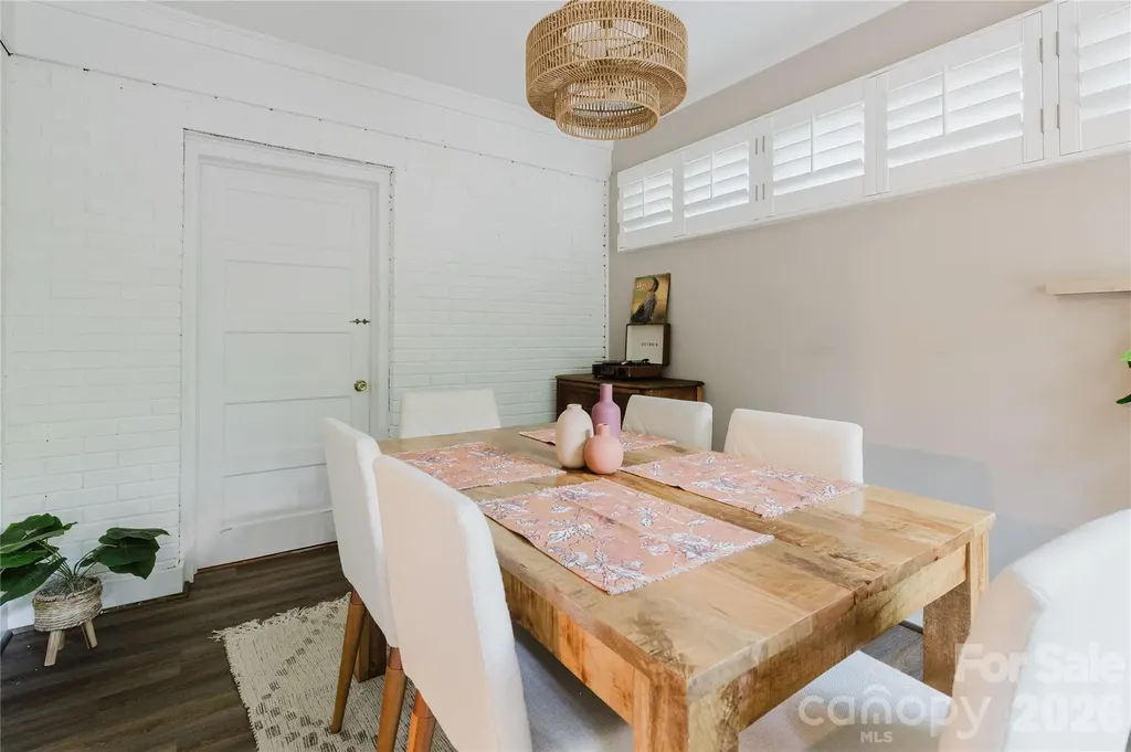 4920 Raymond Place Charlotte NC 28205