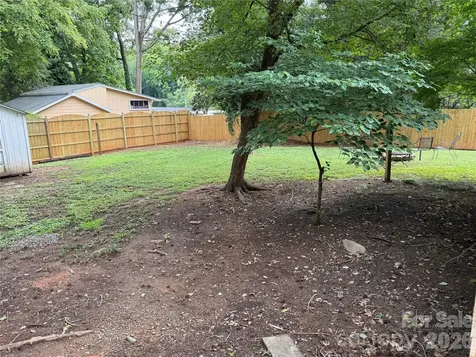 4920 Raymond Place Charlotte NC 28205
