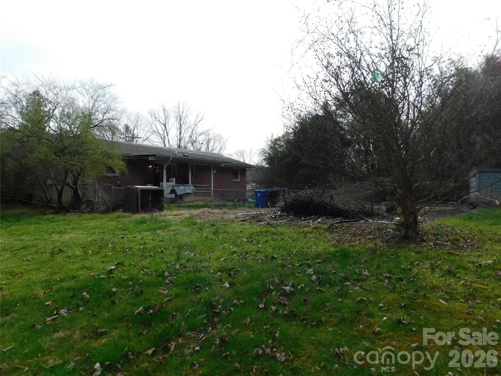 124 Jeff Street Hendersonville NC 28739