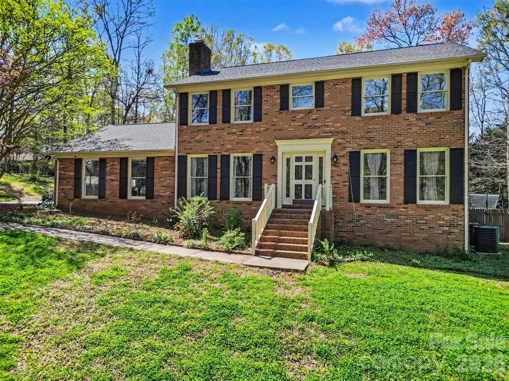 1560 Chatham Court NW Concord NC 28027