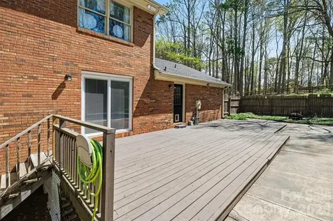 1560 Chatham Court NW Concord NC 28027