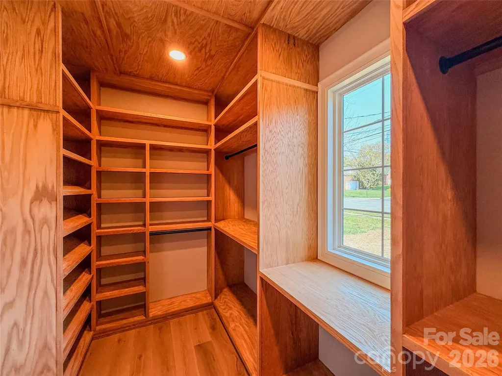 4822 Walker Road Charlotte NC 28211