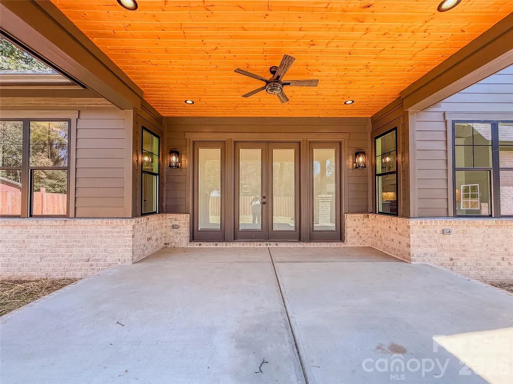 4822 Walker Road Charlotte NC 28211