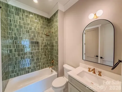 4822 Walker Road Charlotte NC 28211