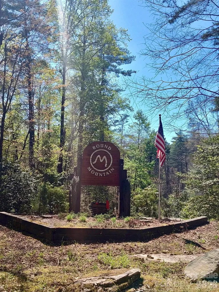 1489 Round Mountain Road Brevard NC 28712