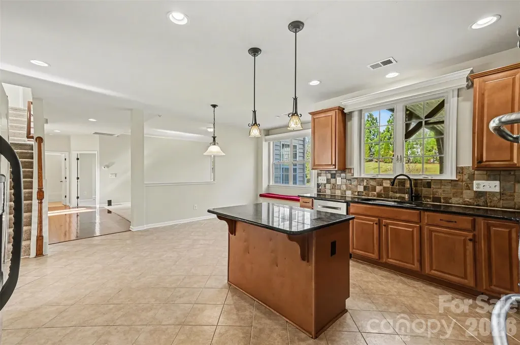 7512 Chasewater Drive Harrisburg NC 28075