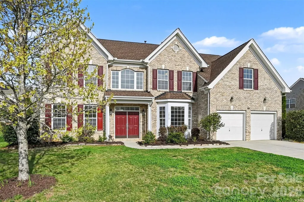 7512 Chasewater Drive Harrisburg NC 28075