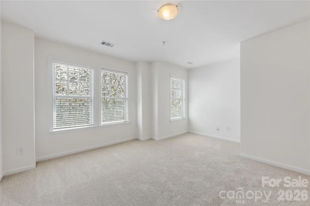 1127 Ilana Court Charlotte NC 28204