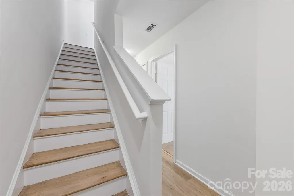 1127 Ilana Court Charlotte NC 28204