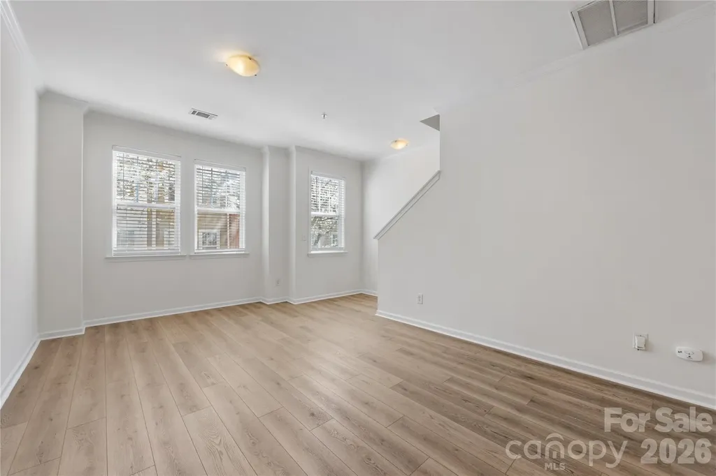 1127 Ilana Court Charlotte NC 28204
