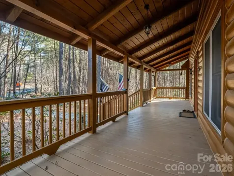 907 Hidden Lake Parkway Nebo NC 28761
