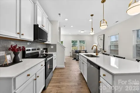 1432 Anderson Street Charlotte NC 28205