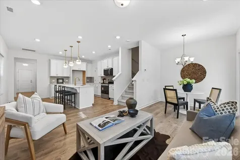 1432 Anderson Street Charlotte NC 28205