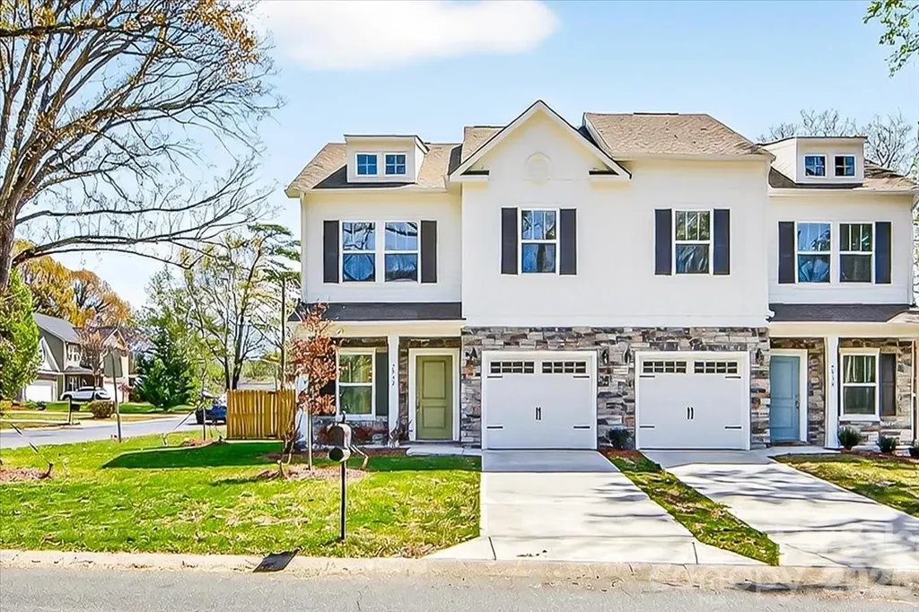 2032 Mandarin Boulevard Charlotte NC 28205