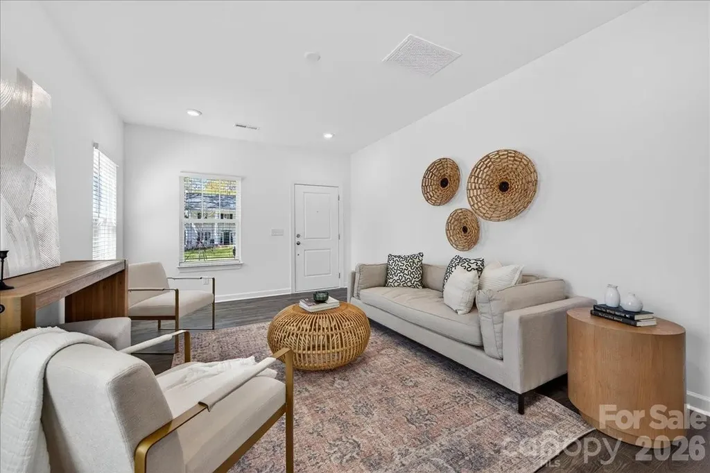 2032 Mandarin Boulevard Charlotte NC 28205