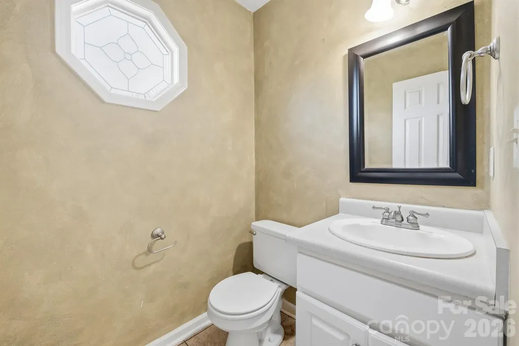 5406 Winding Oak Drive Hickory NC 28602