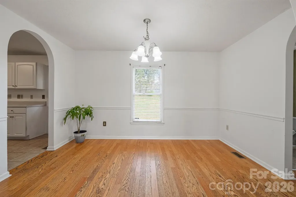 5406 Winding Oak Drive Hickory NC 28602
