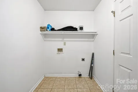 5406 Winding Oak Drive Hickory NC 28602