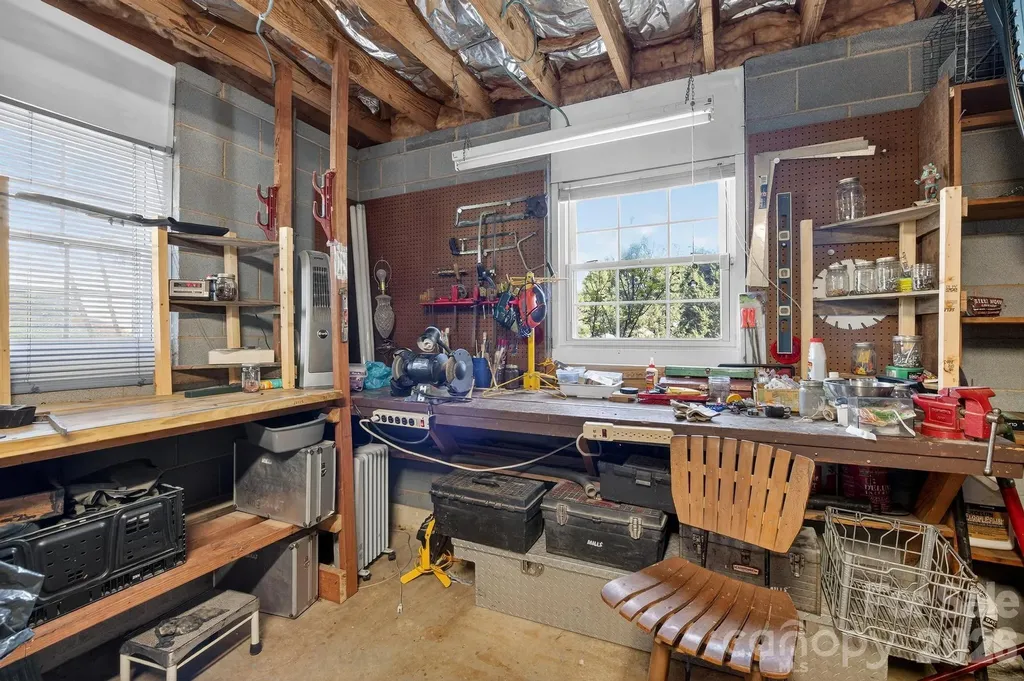 708 Wilmore Street NE Lenoir NC 28645