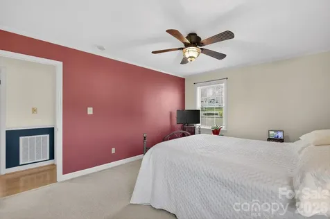 708 Wilmore Street NE Lenoir NC 28645