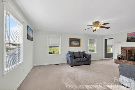 708 Wilmore Street NE Lenoir NC 28645