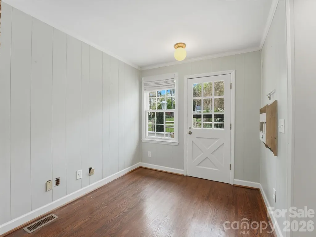 814 Twin Oaks Road Davidson NC 28036