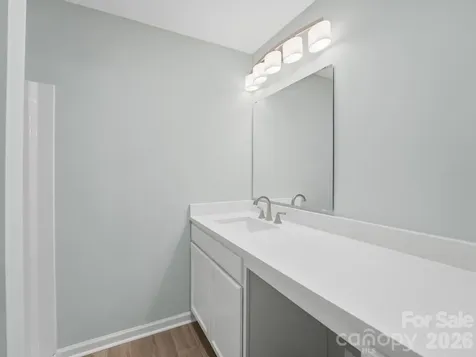 814 Twin Oaks Road Davidson NC 28036