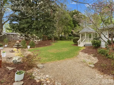 814 Twin Oaks Road Davidson NC 28036