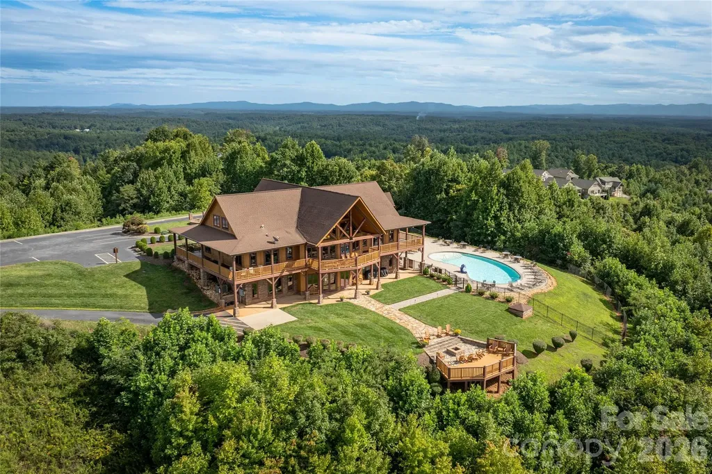 140 Johns Ridge Parkway Lenoir NC 28645