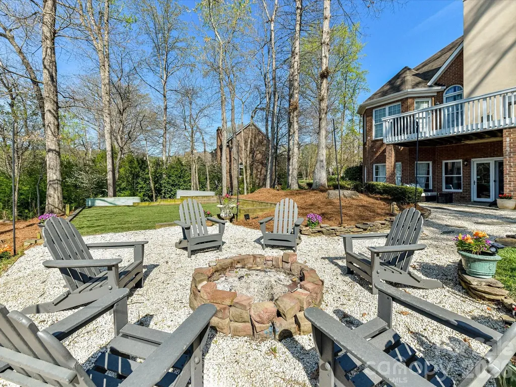 1320 Hudson Place Davidson NC 28036