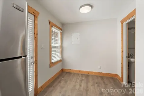 636 Chipley Avenue Charlotte NC 28205