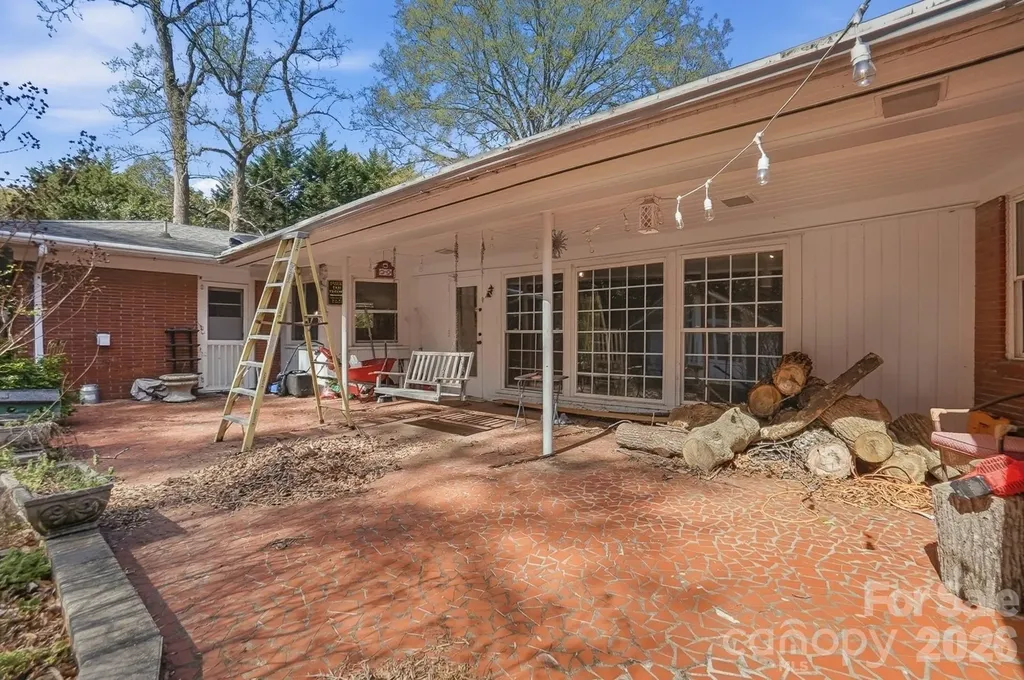 160 Glendale Avenue SE Concord NC 28025