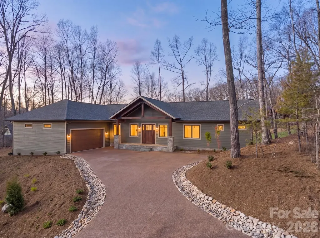 296 Austin Mountain Drive Burnsville NC 28714