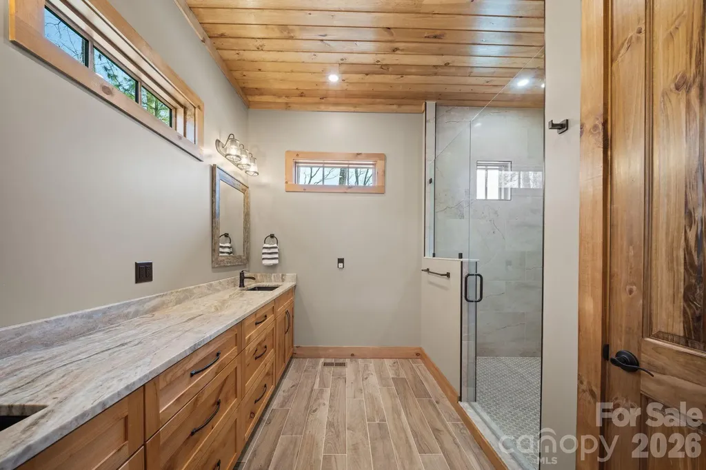 296 Austin Mountain Drive Burnsville NC 28714