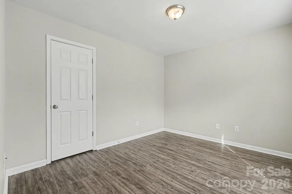 911 Valley Ridge Road Charlotte NC 28214