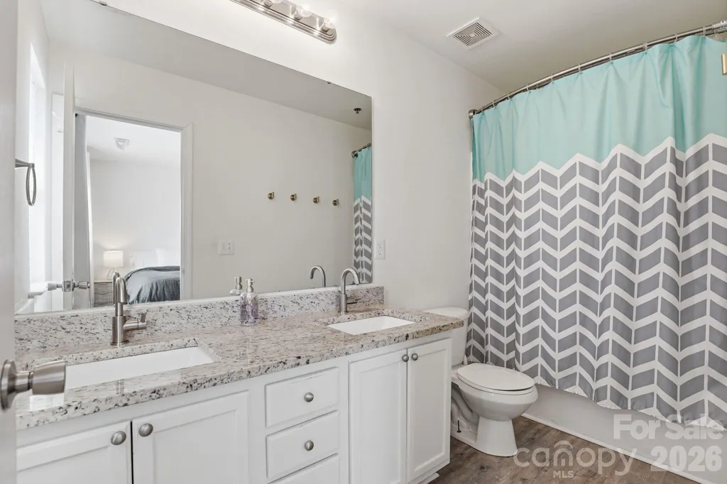 2814 Avalon Loop Road Charlotte NC 28269