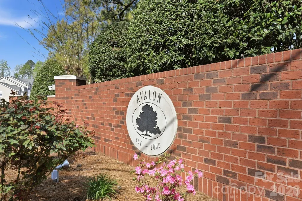 2814 Avalon Loop Road Charlotte NC 28269