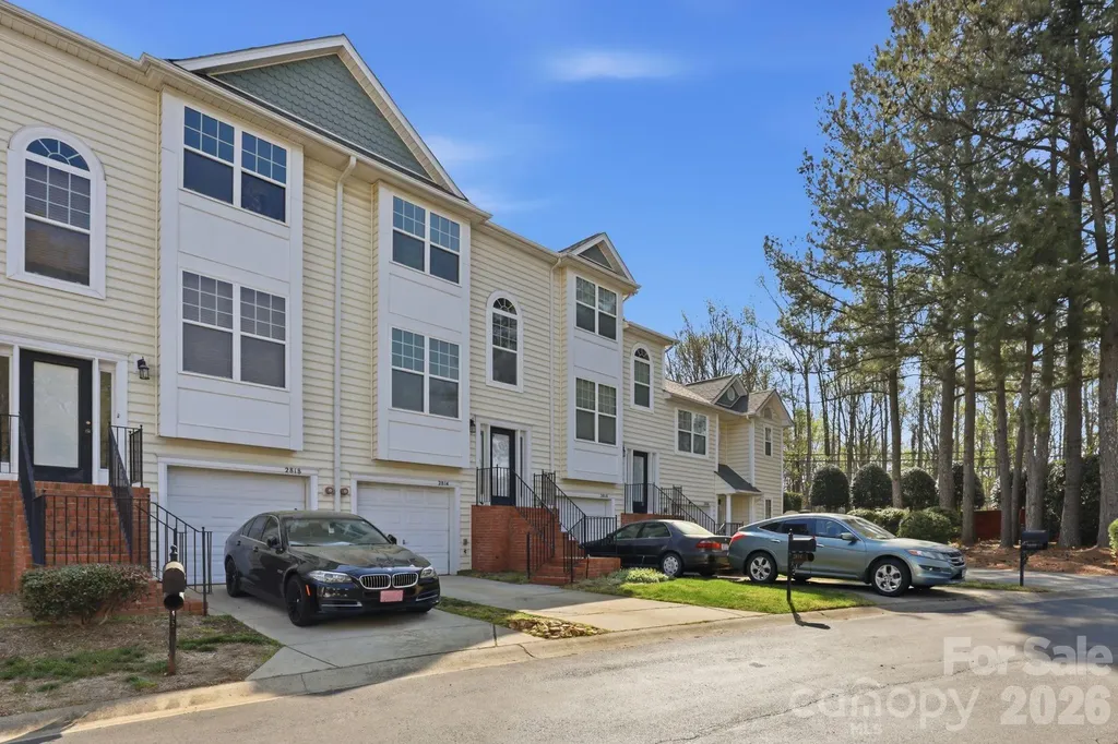 2814 Avalon Loop Road Charlotte NC 28269