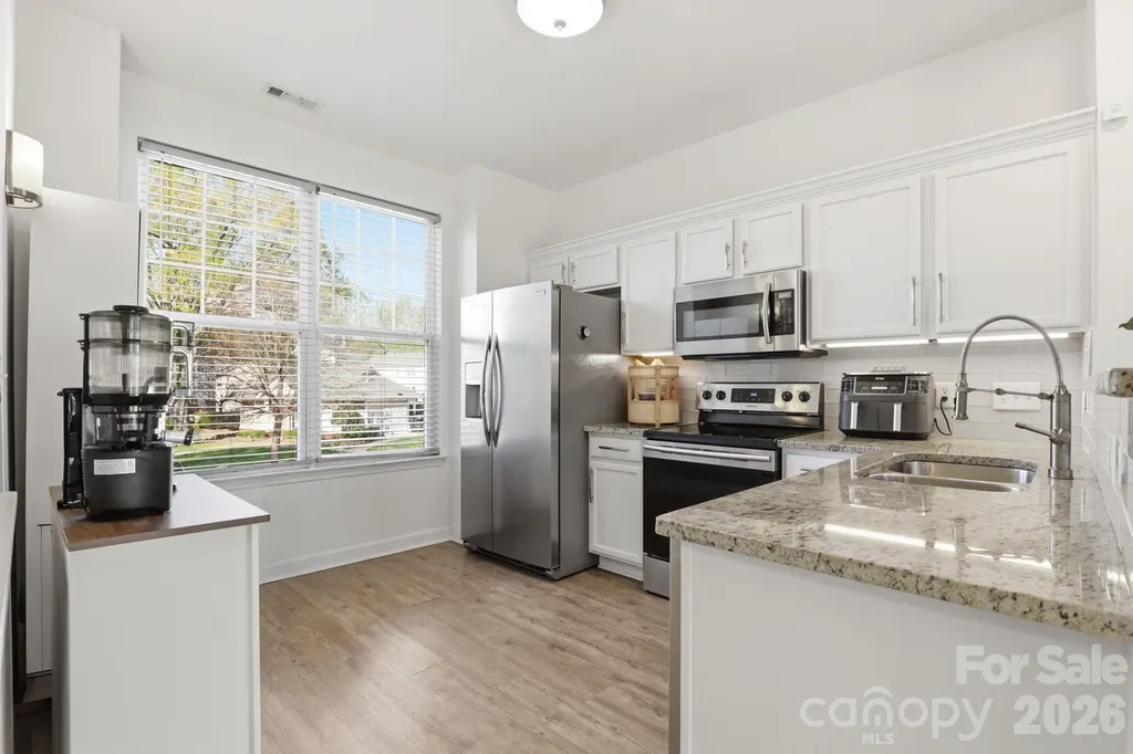 2814 Avalon Loop Road Charlotte NC 28269