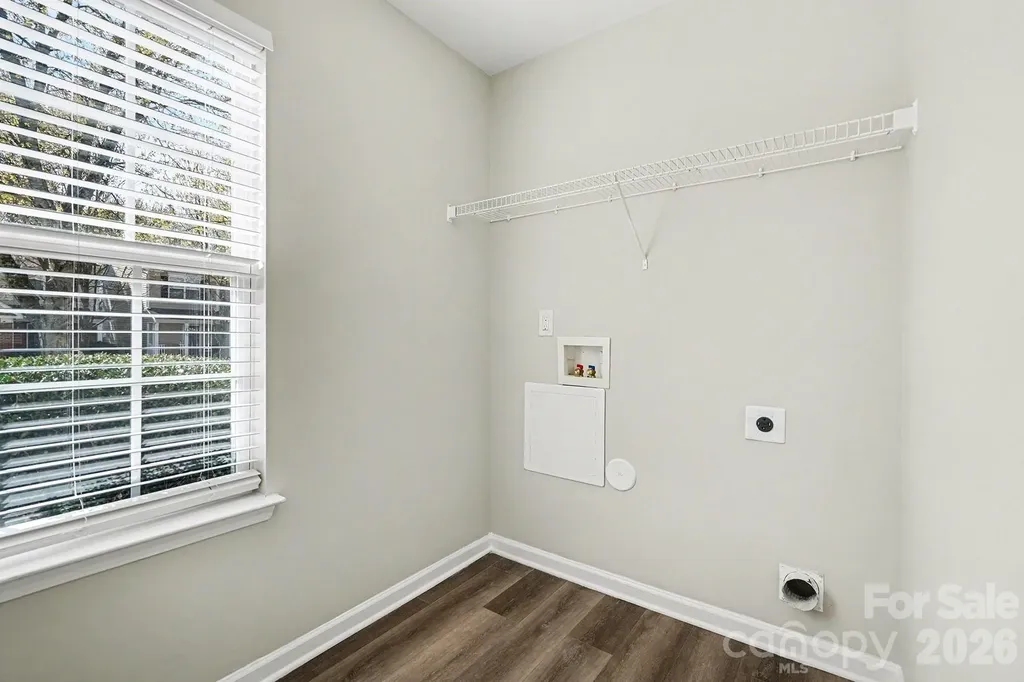 2418 S Cairns Mill Court Charlotte NC 28269