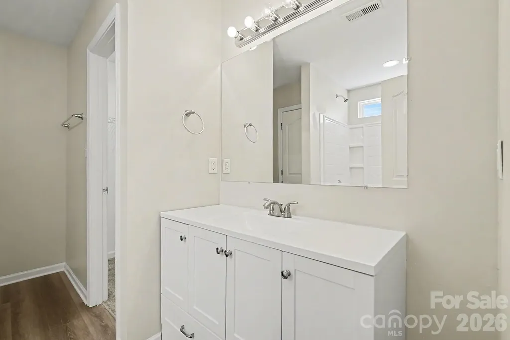 2418 S Cairns Mill Court Charlotte NC 28269