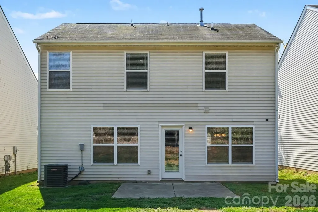 2418 S Cairns Mill Court Charlotte NC 28269