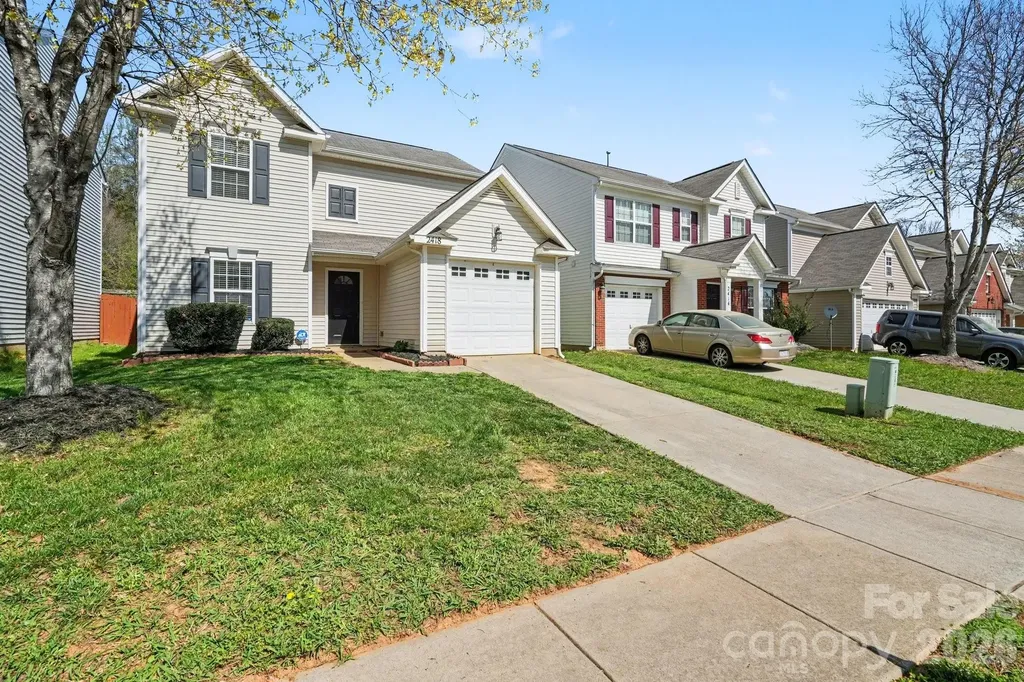 2418 S Cairns Mill Court Charlotte NC 28269