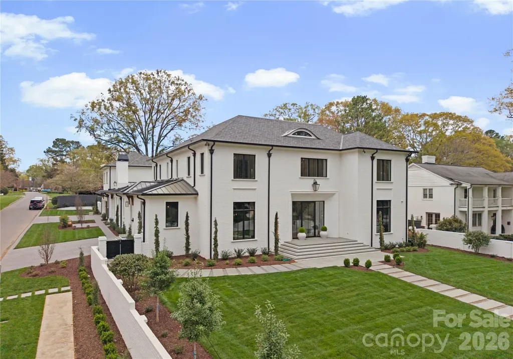 2208 Overhill Road Charlotte NC 28211