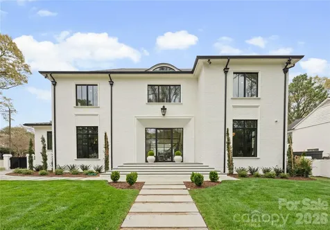 2208 Overhill Road Charlotte NC 28211