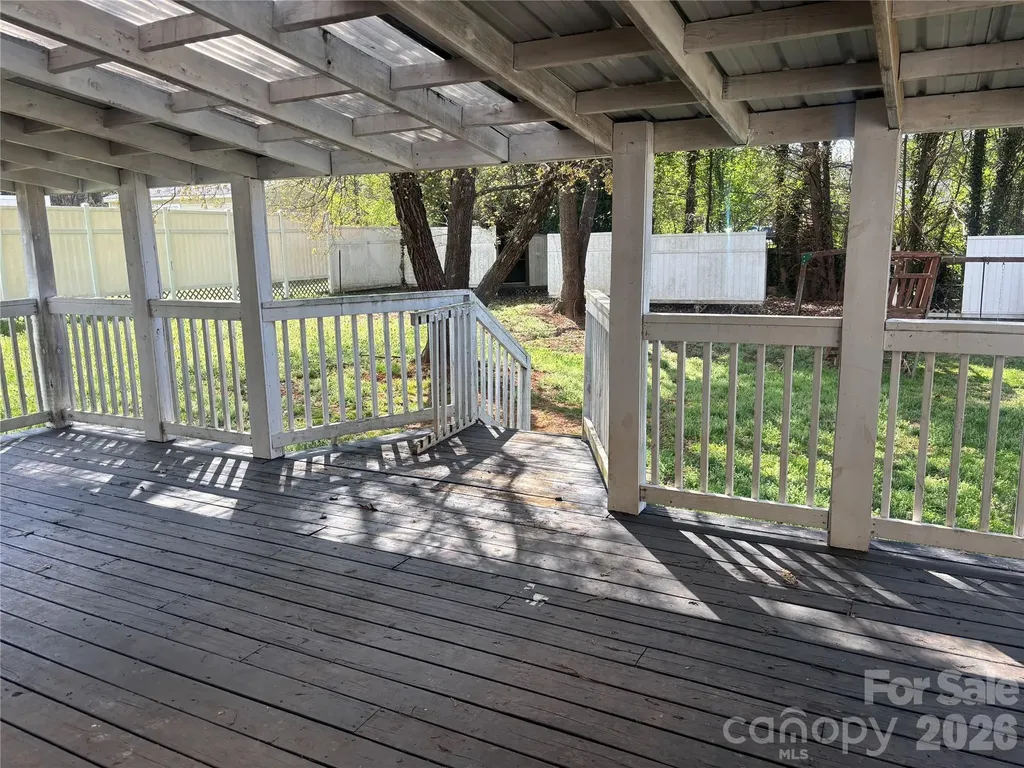 2618 32nd Avenue NE Hickory NC 28601