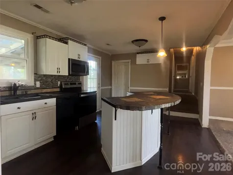 2618 32nd Avenue NE Hickory NC 28601