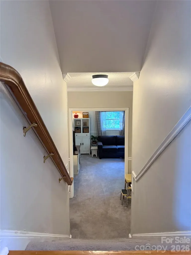 6701 Rugby Lane Charlotte NC 28226