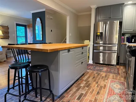 6701 Rugby Lane Charlotte NC 28226