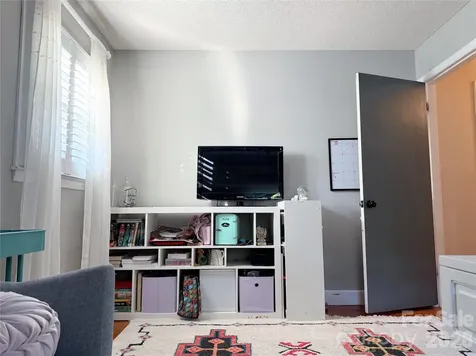 6701 Rugby Lane Charlotte NC 28226